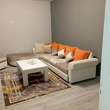 公寓 Egla 地拉那